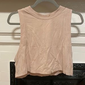 Lululemon crop top